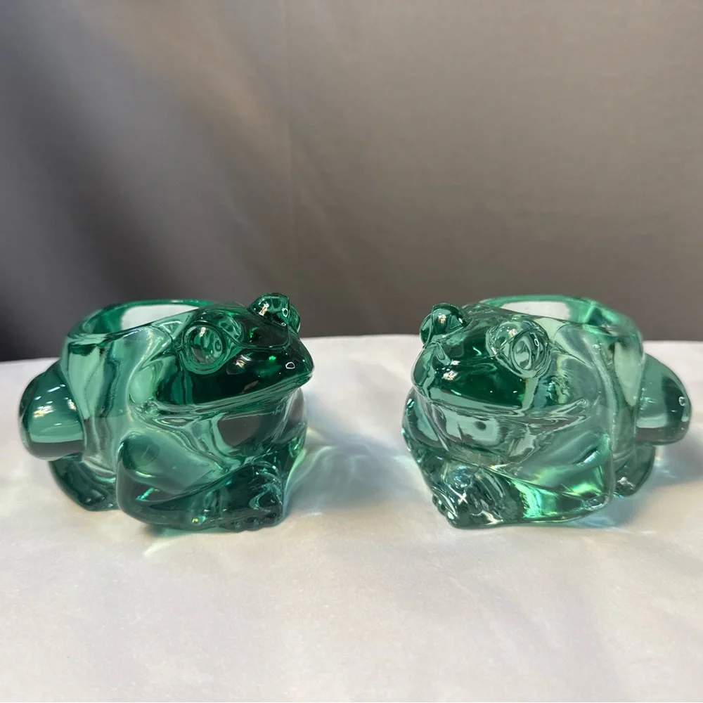 Green Indiana Glass Frog Figurines - Picture 1 of 13